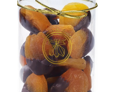 Apricots dipped in Chocolate